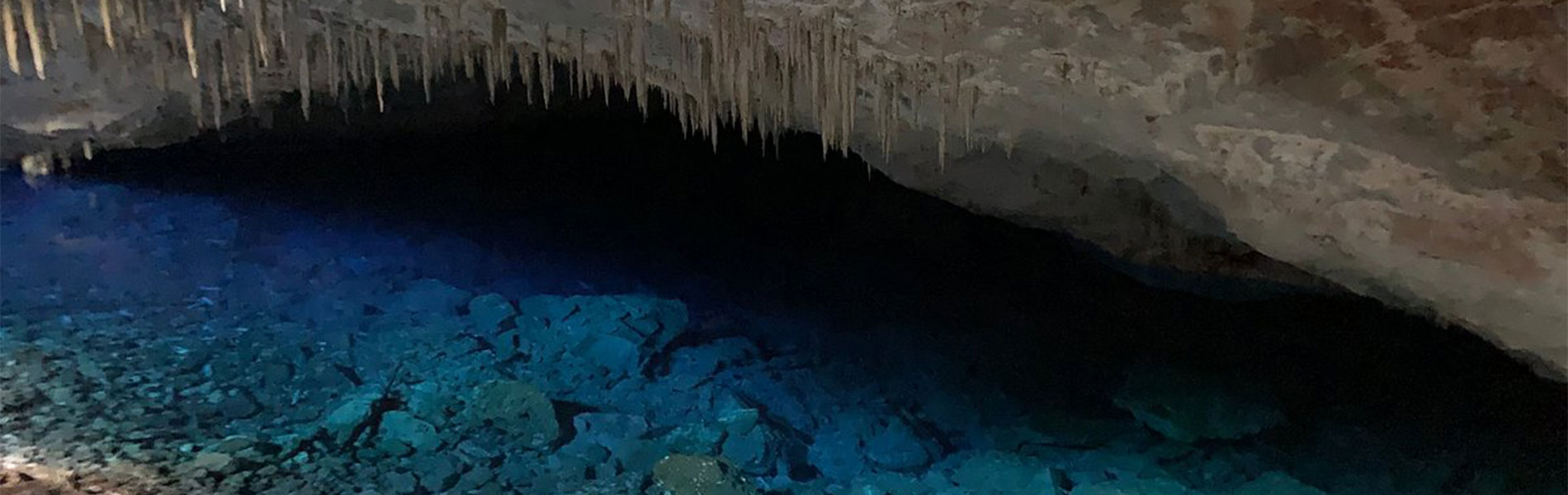 Gruta do Lago Azul